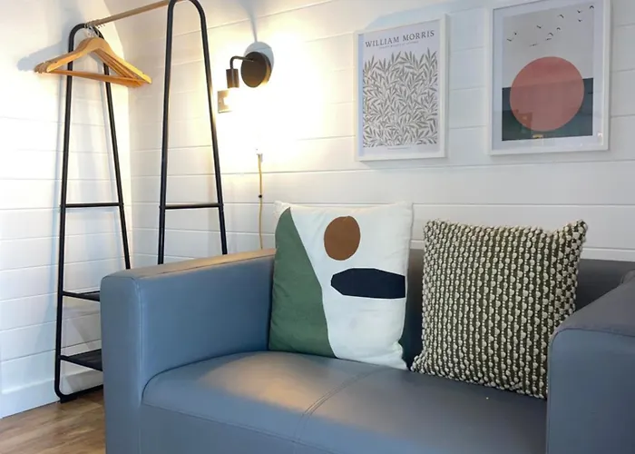 Highland Stays - The Oaks Studio Pod